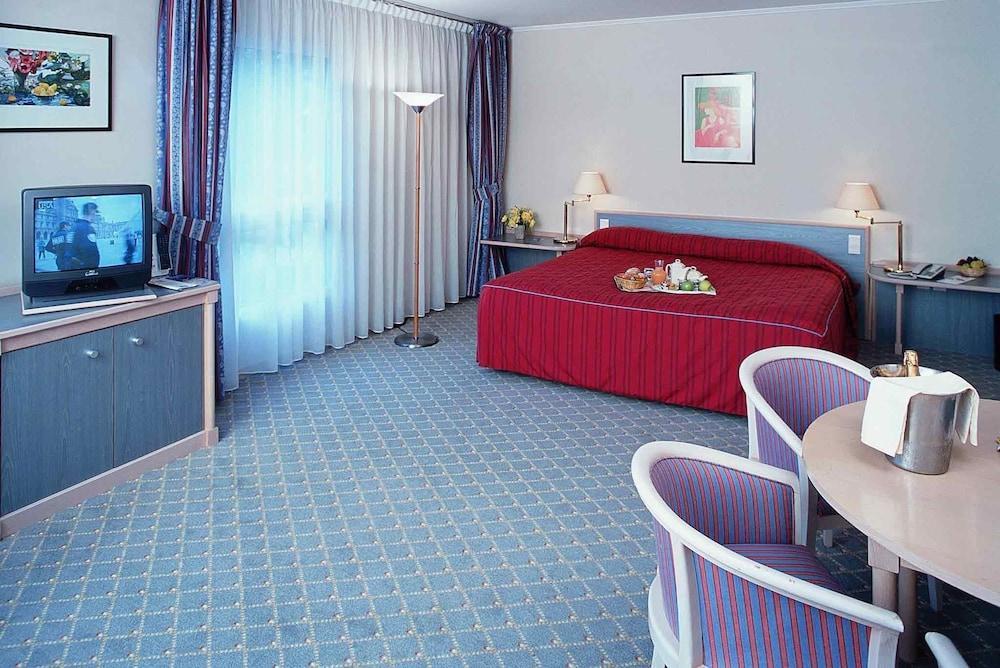 Hotel Demeures De Campagne Chateau De Фонтенбло Экстерьер фото