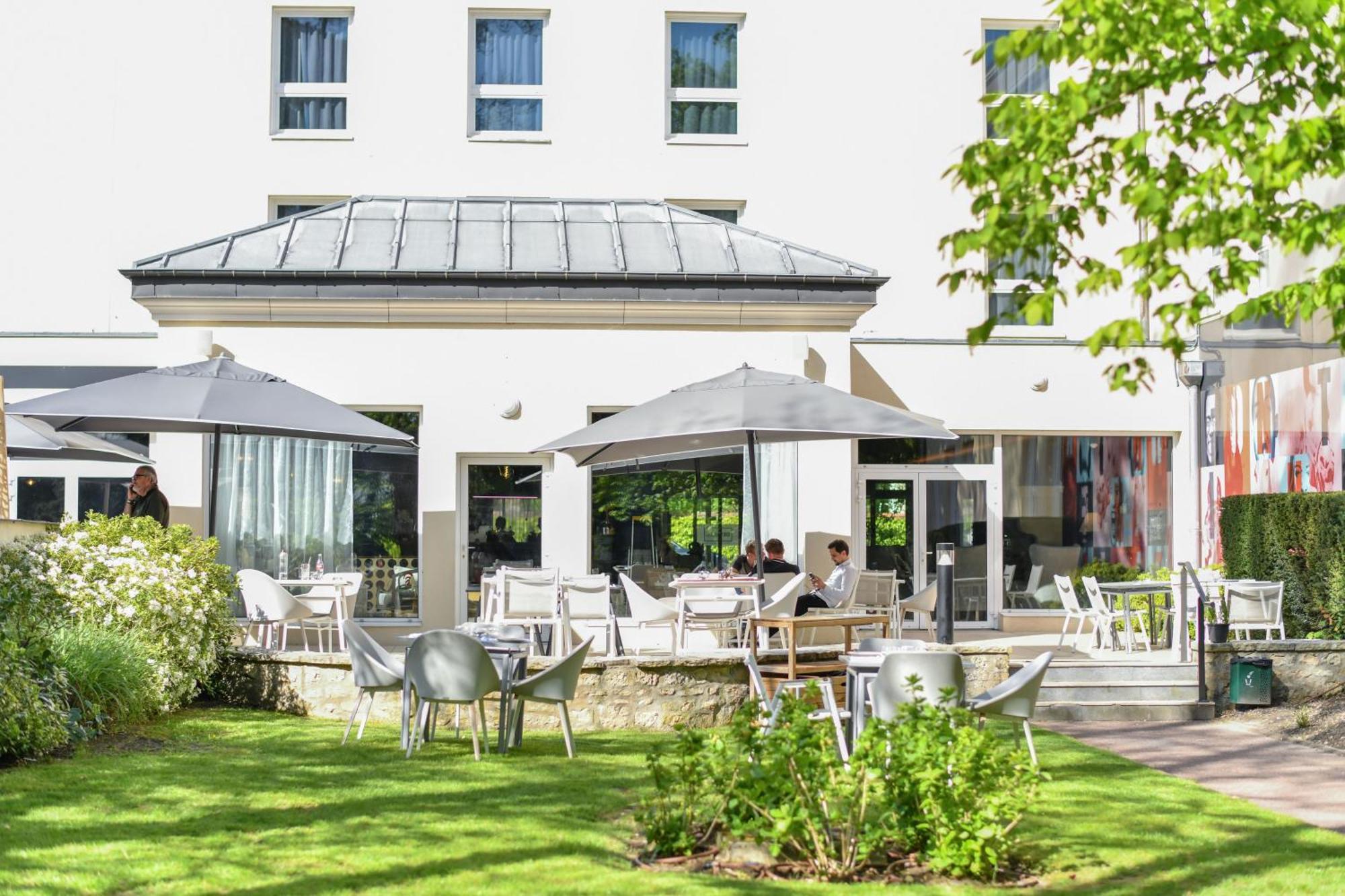 Hotel Demeures De Campagne Chateau De Фонтенбло Экстерьер фото